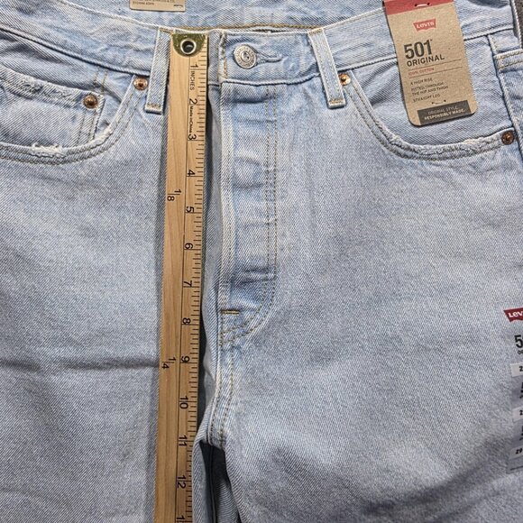 Levis 501 Original Jeans Womens 29x32 Light Wash Blue Button Fly Straight Leg - Picture 9 of 13